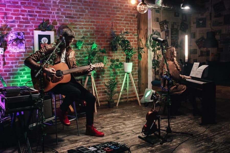 Zapraszamy na koncertowe 'All Alone' gdyńskiej Melissy