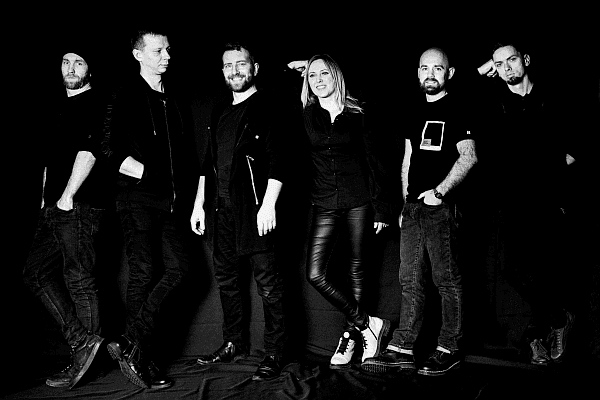 Retrospective wydało klip do "Log Out" i zagra tournee po Europie